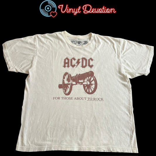 AC/DC Band For Those About To Rock Vintage 2004 Cream T-Shirt Size L Chaser Brand