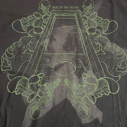 Birds In Row Band Guillotine T-Shirt Size L